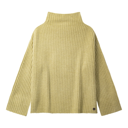 BETA STUDIO NORAH TURTLENECK LIMELIGHT
